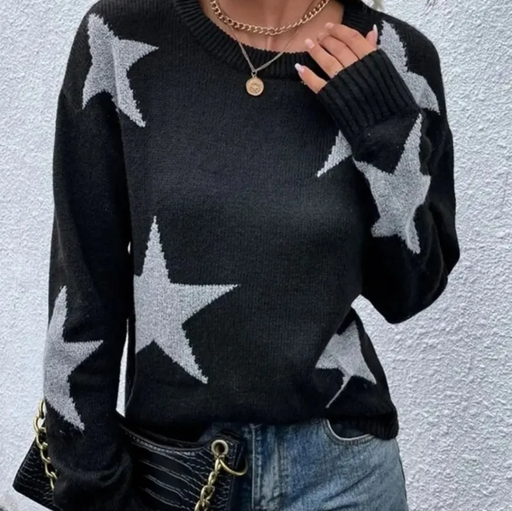 STARS BLACK WHITE TOP SWEATER, LIGHTWEIGHT SZ SM nwt hp🔥🔥🔥🔥🔥 - Picture 5 of 5